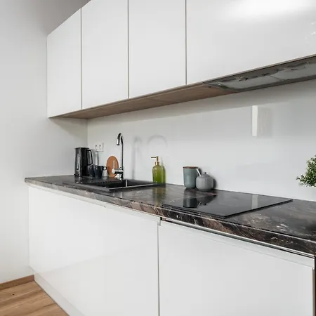 Superapart Grzybowska 176 Warsaw